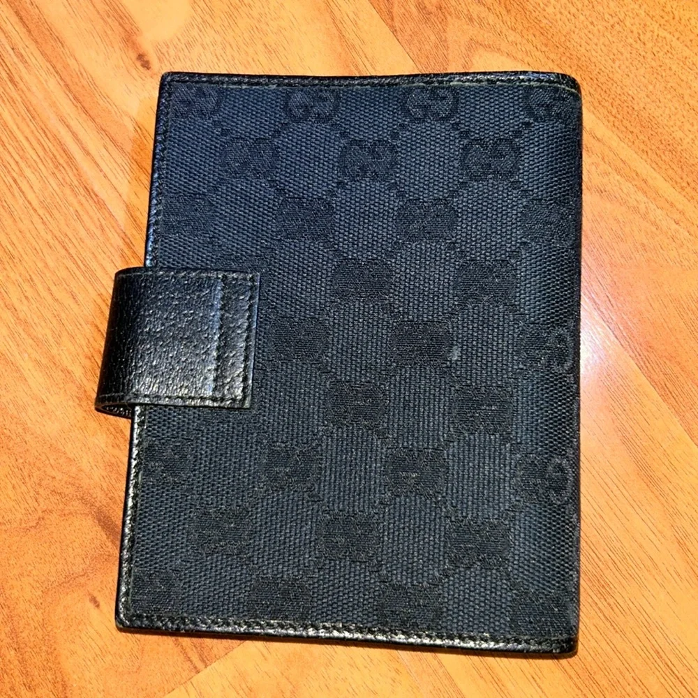 Authentic Gucci GG Canvas Agenda